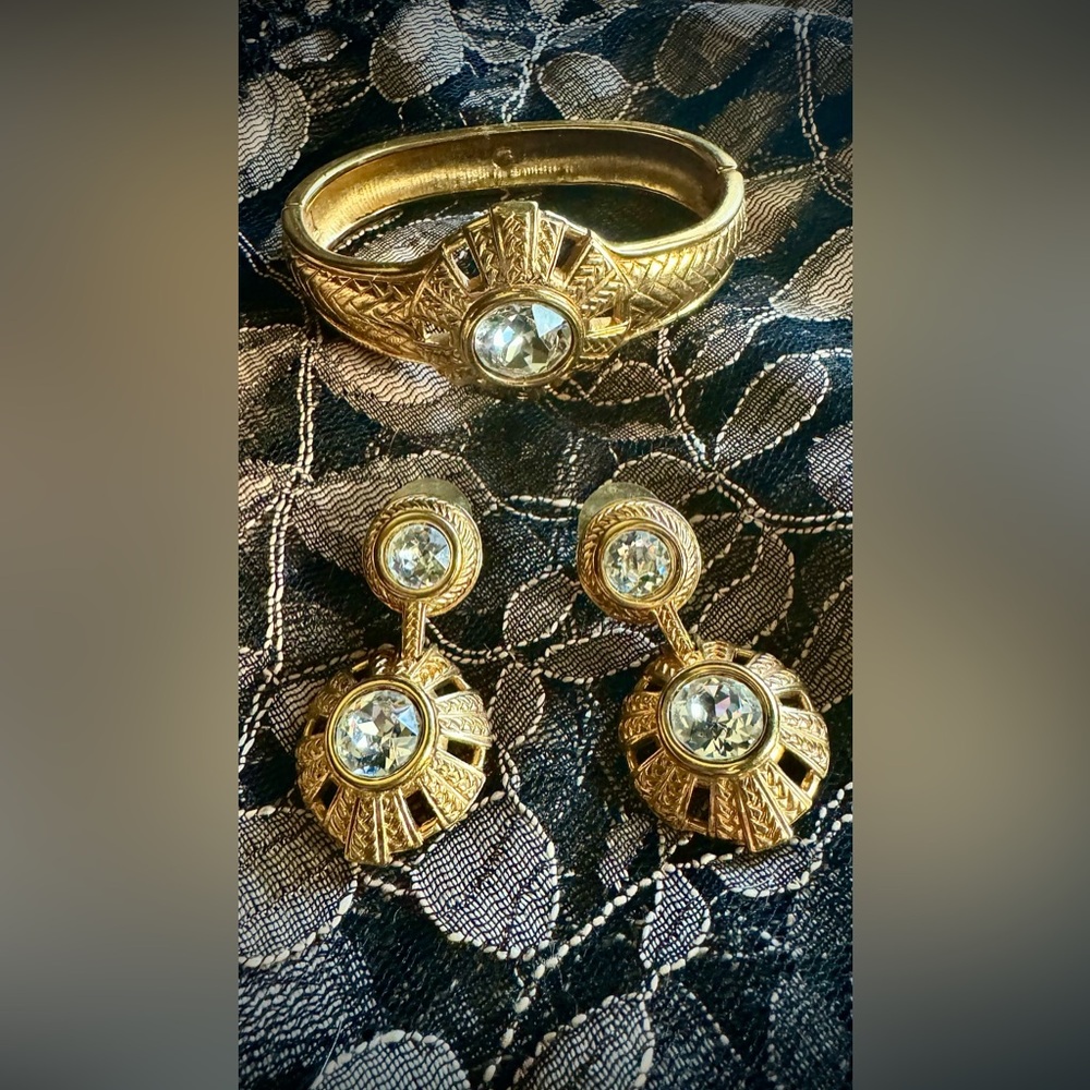 Vintage Swan stamped Swarovski matching earrings & cuff set. RARE & mint